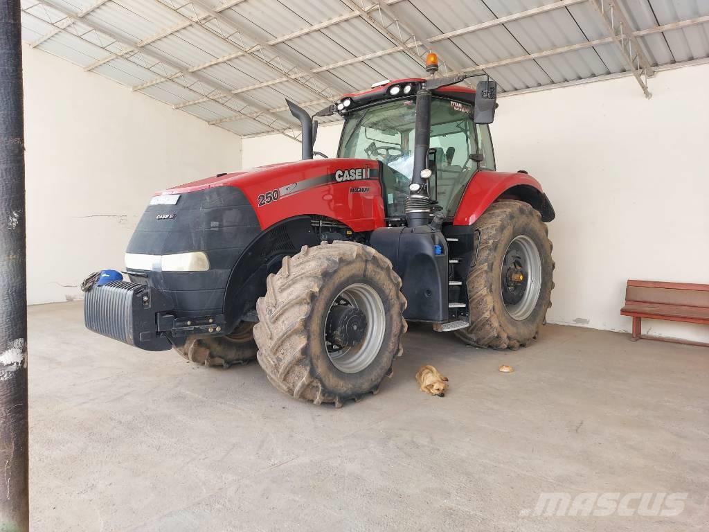  Tractor Case IH Magnum 250 Tractors