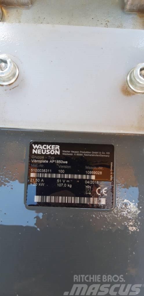 Wacker Neuson AP1850we Vibratoare