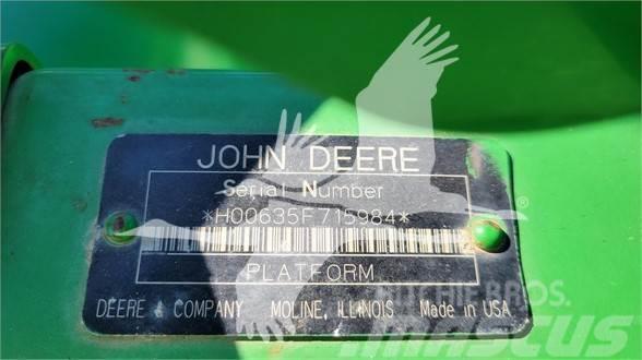 John Deere 635F Combine capete pentru culegatoare