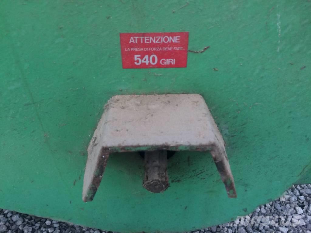  Strahl  700 Alte masini agricole