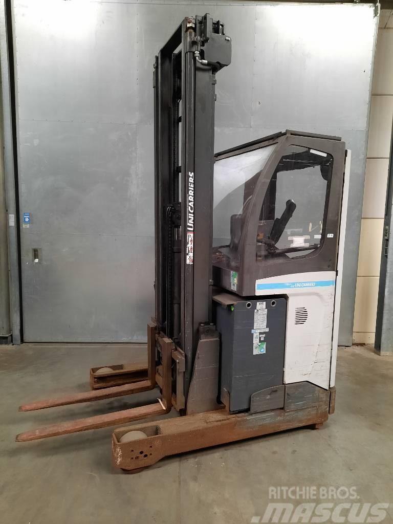 UniCarriers UMS160DTFVRF725 Stivuitor cu catarg retractabil