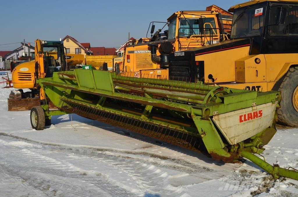 CLAAS 6m Combine harvester heads