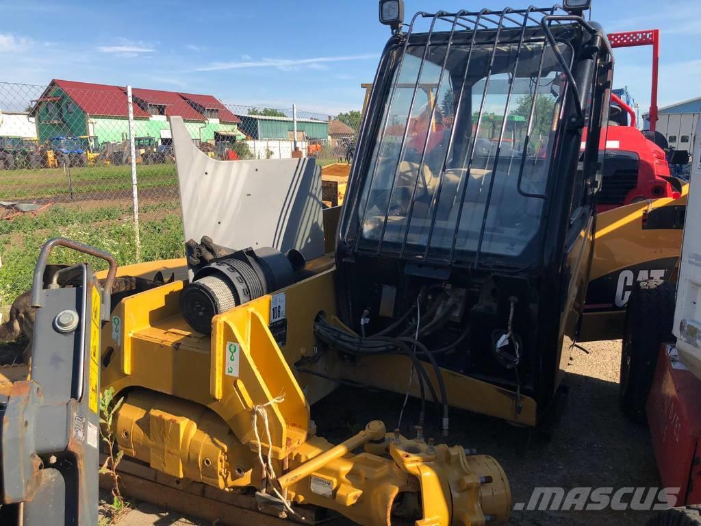 Caterpillar TH 220 B FOR PARTS Manipulatoare agricole