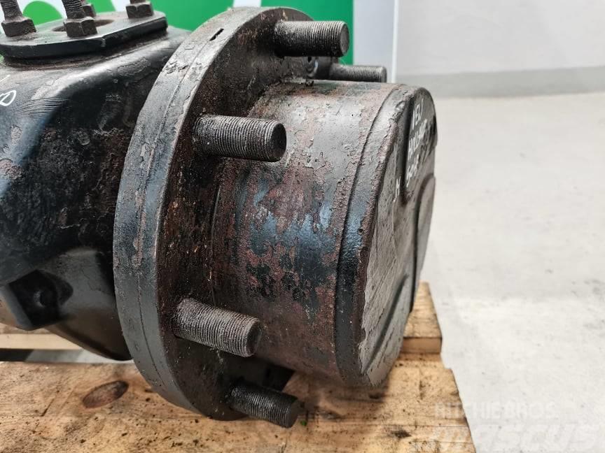 New Holland LM 5040 reducer Spicer} Axe