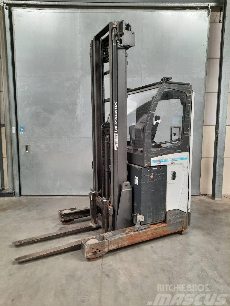 UniCarriers UMS160DTFVXF725 Stivuitor cu catarg retractabil