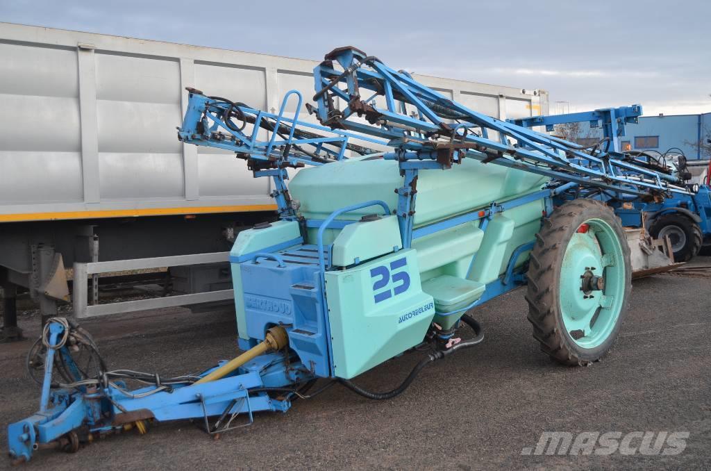 Berthoud Racer 25 Tractoare agricole sprayers