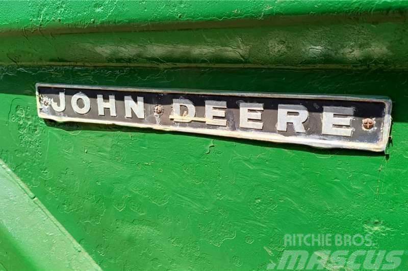 John Deere Damskrop Scraper Altele