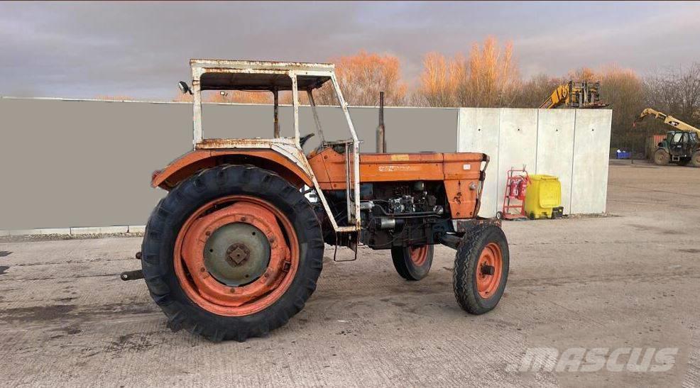 Fiat 670 Tractors