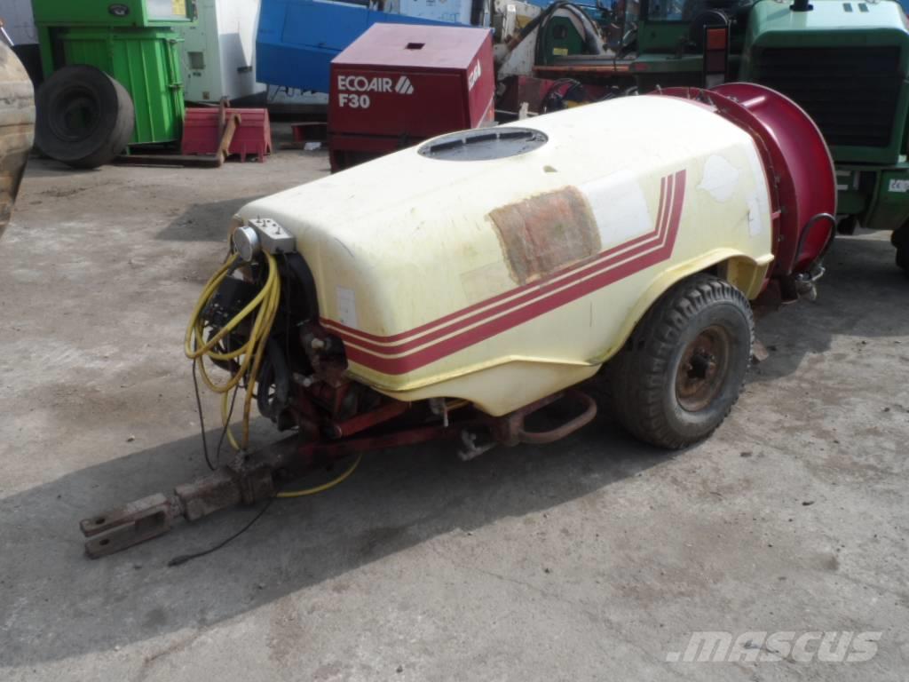 Hardi 1000 Tractoare agricole sprayers