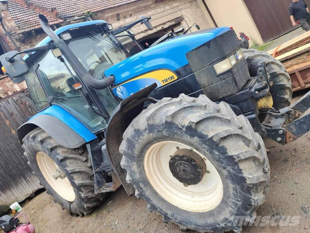 New Holland TM 190 Tractoare