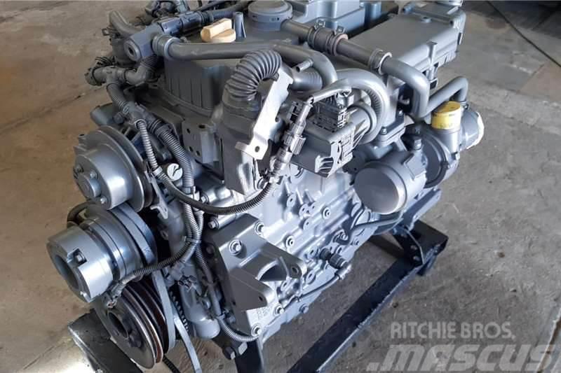 Deutz TCD 2012 3.6 L4 Engine Altele