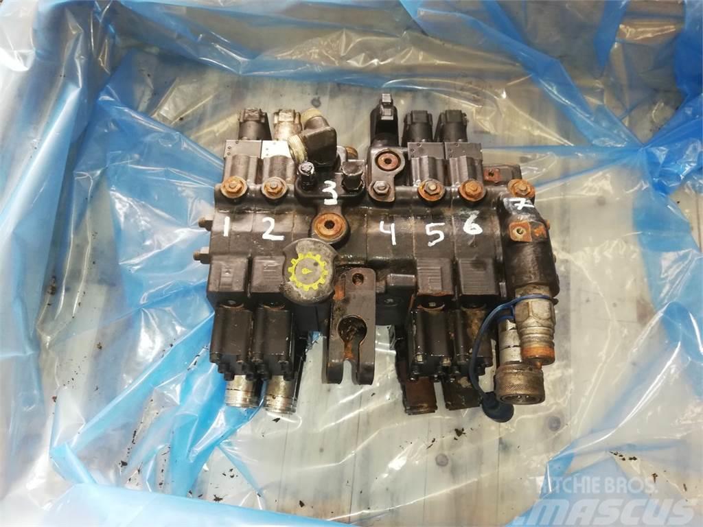Case IH Puma 230 Hydraulic lift valve Hidraulice