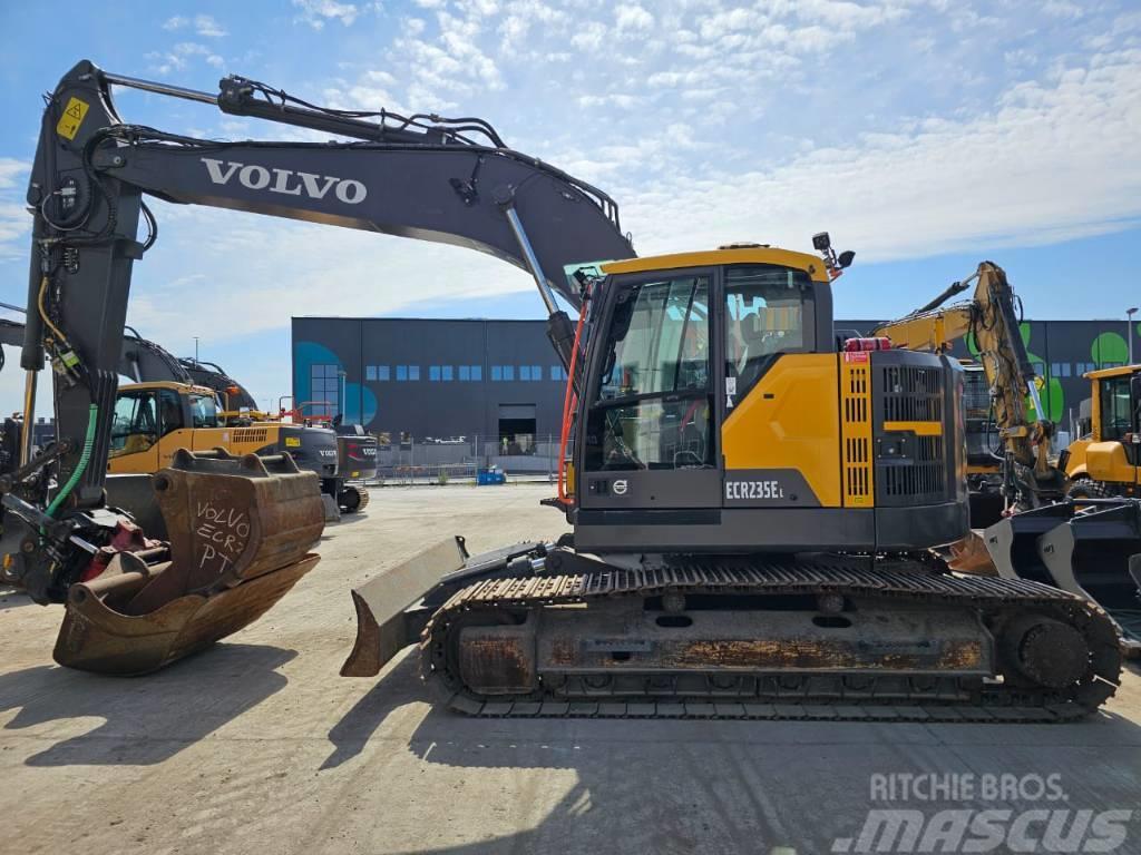 Volvo ECR235EL Excavatoare pe senile