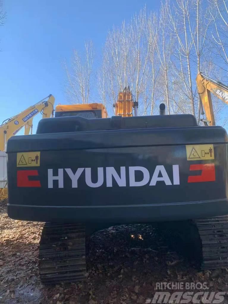 Hyundai 220LC-9S Excavatoare pe senile
