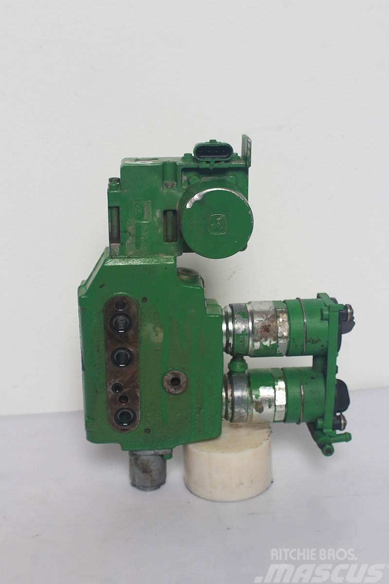 John Deere 7530 Remote control valve Hidraulice