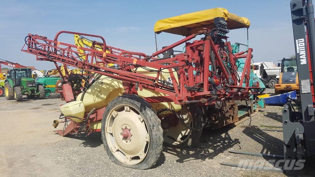 Hardi Commander 2200 Pulverizatori