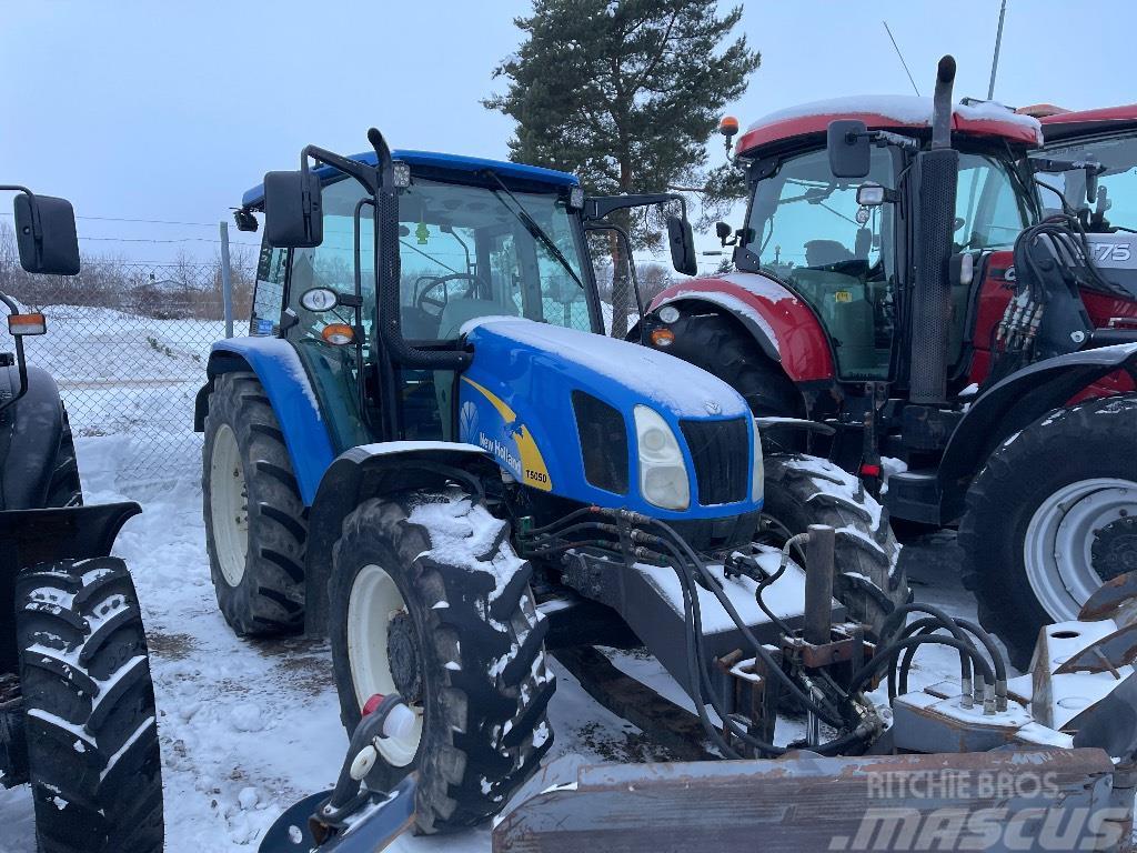 New Holland T5050 PS, Holms 2,8m vikplog Tractoare