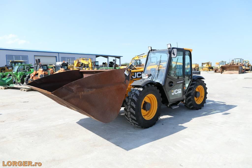 JCB 527-58 Agri Manipulatoare agricole