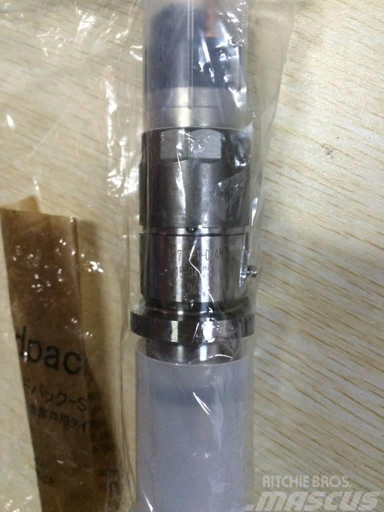 Komatsu SAA6D114 injector 6745-11-3102 Excavator