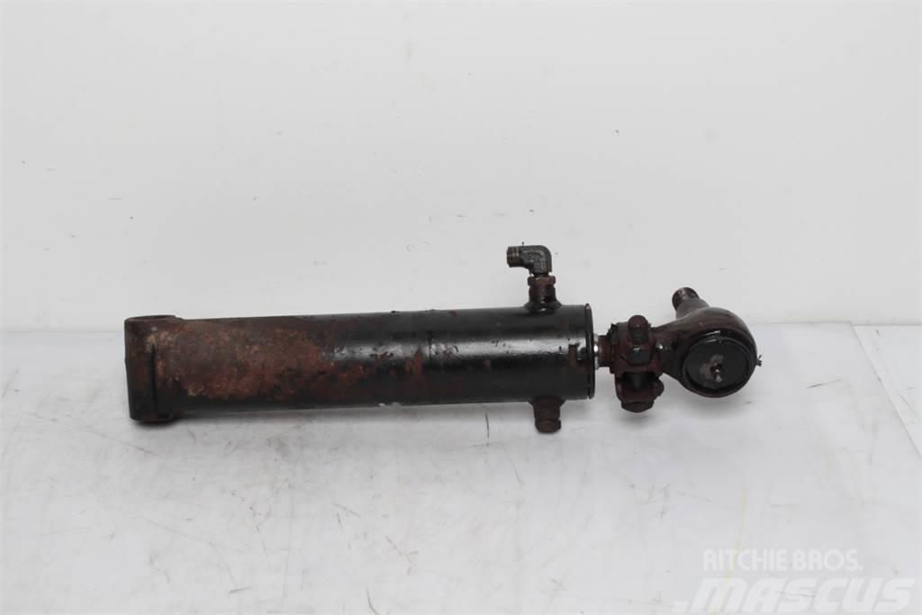New Holland TG285 Front axle steering cylinder Transmisie