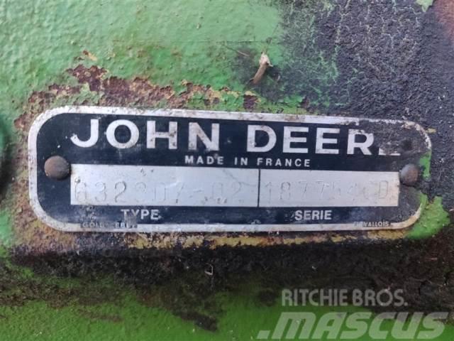John Deere 6329D Motoare