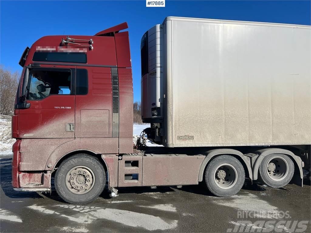 MAN TGX 28.580 6x2 truck w/ 2012 Chereau Inogam traile Autotractoare