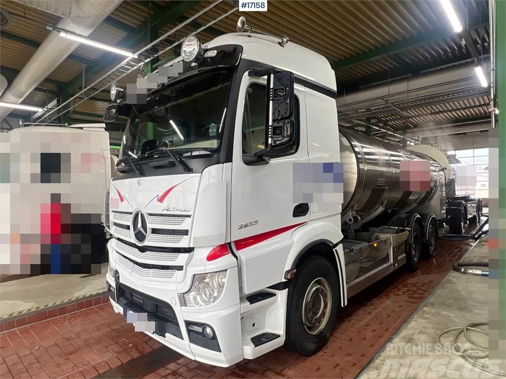 Mercedes-Benz Actros 2553 6x2 Chassis. WATCH VIDEO Camion cabina sasiu