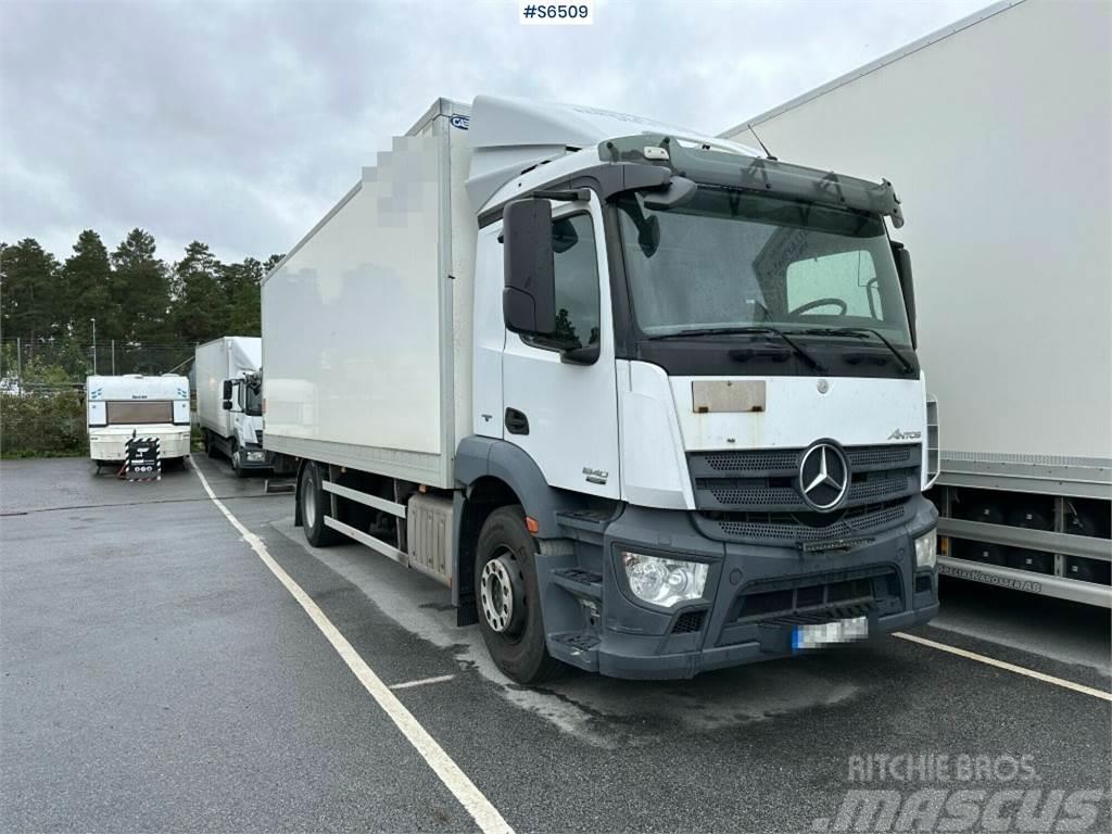Mercedes-Benz Antos 1840 Box Truck With Tail Lift Autocamioane