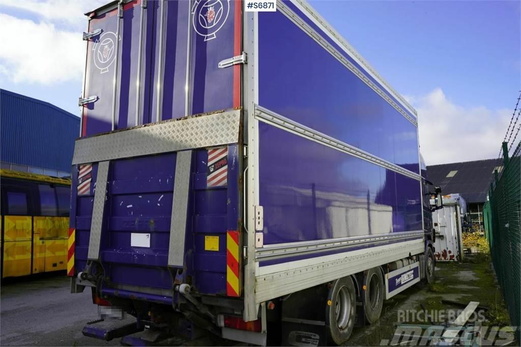 Scania R420 Box truck Autocamioane