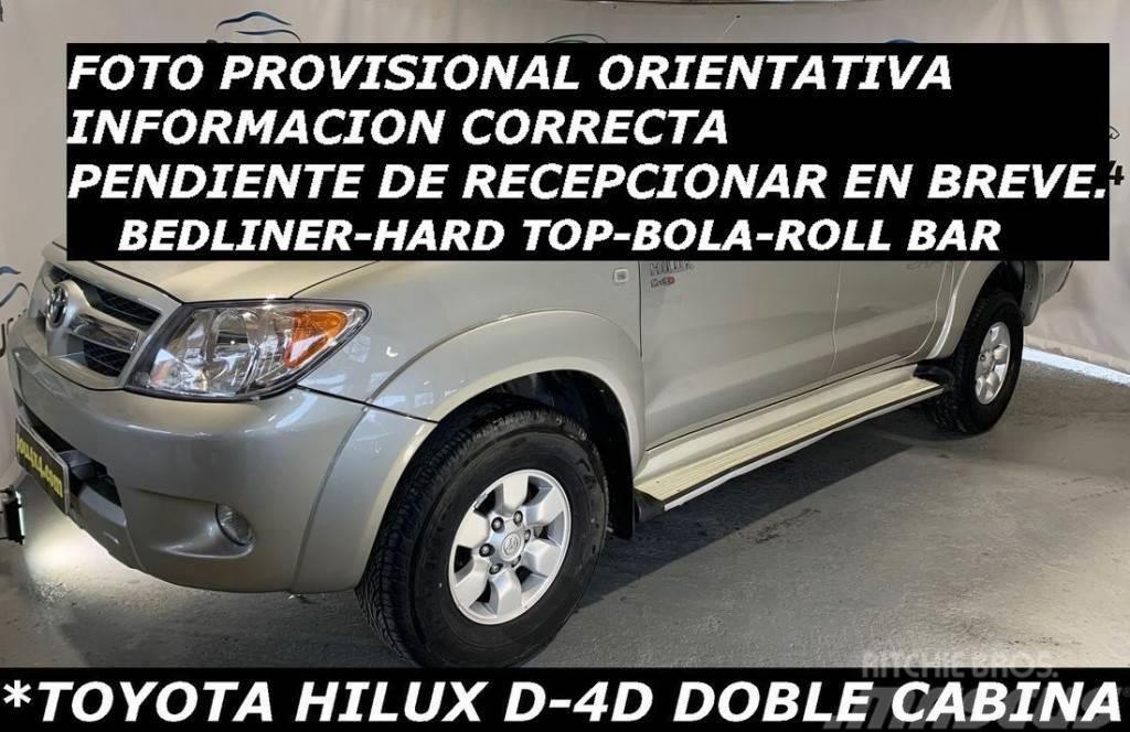 Toyota Hilux 2.5D-4D Cabina Doble VX Utilitara
