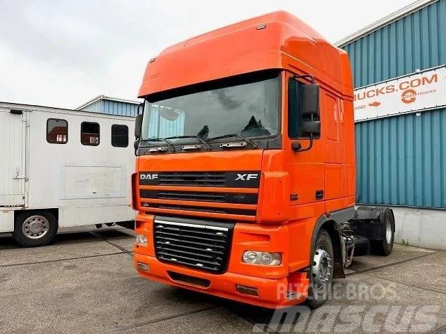 DAF XF 95-430 SUPERSPACECAB (EURO 3 / ZF16 MANUAL GEAR Autotractoare