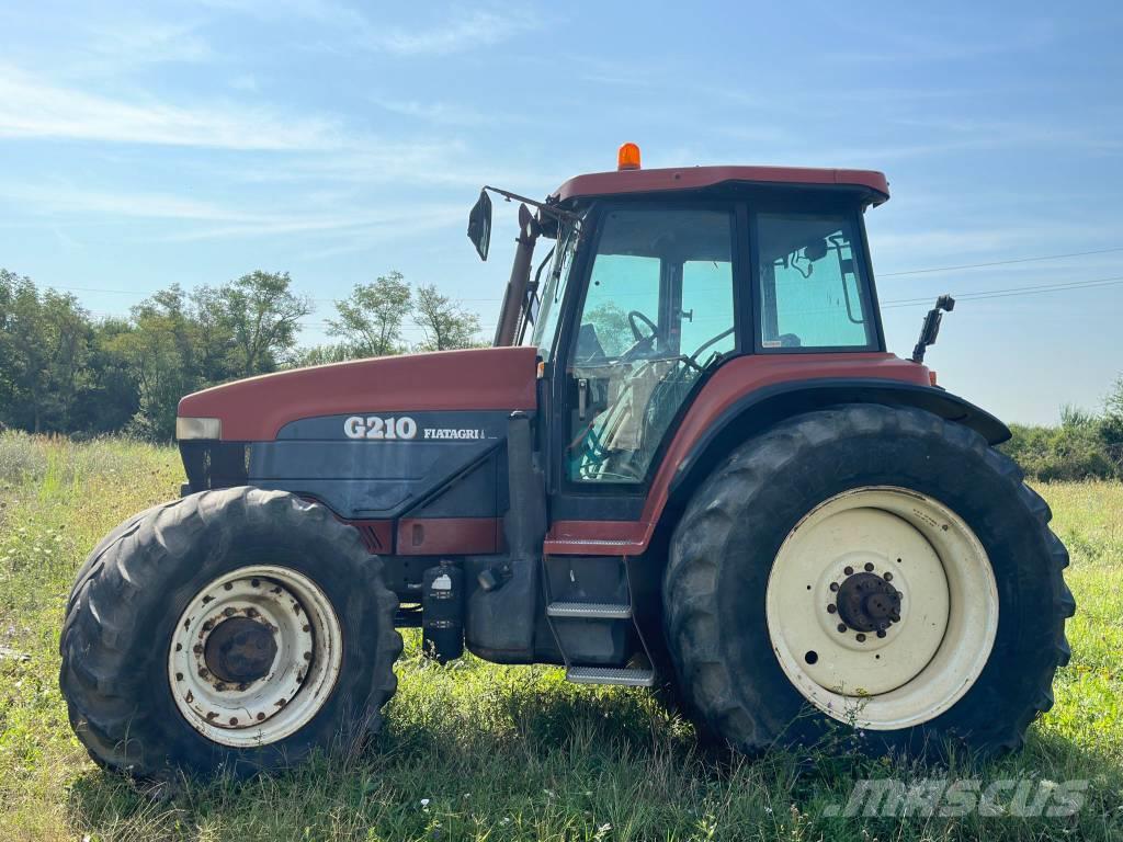 New Holland G 210 Tractors