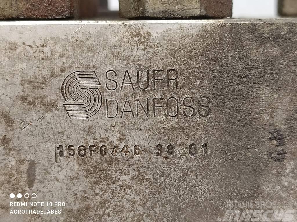 Sauer Danfoss Hydraulic block 158F0446 38 01 Hidraulice