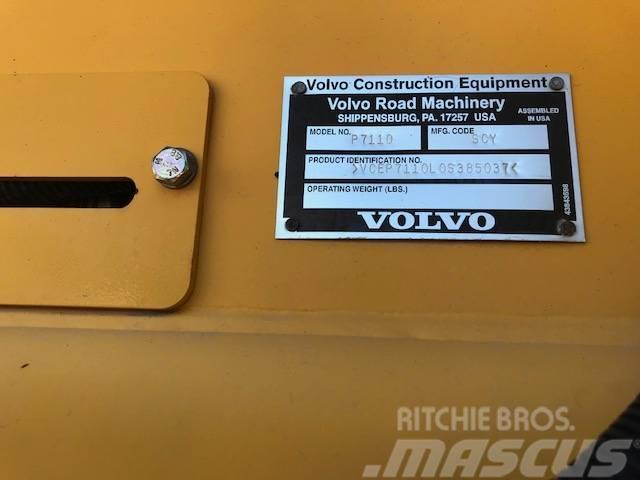 Volvo P7110 Altele