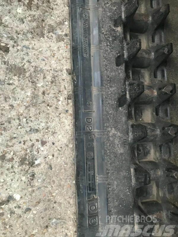 Bridgestone Excavator Rubber Track 320 x 56 x 86 Alte masini agricole