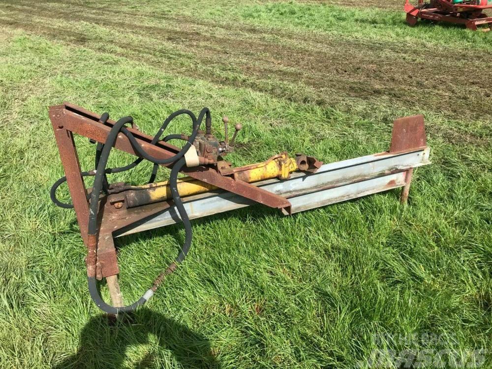 Log Splitter - Heavy Duty - tractor operated £380 Alte componente