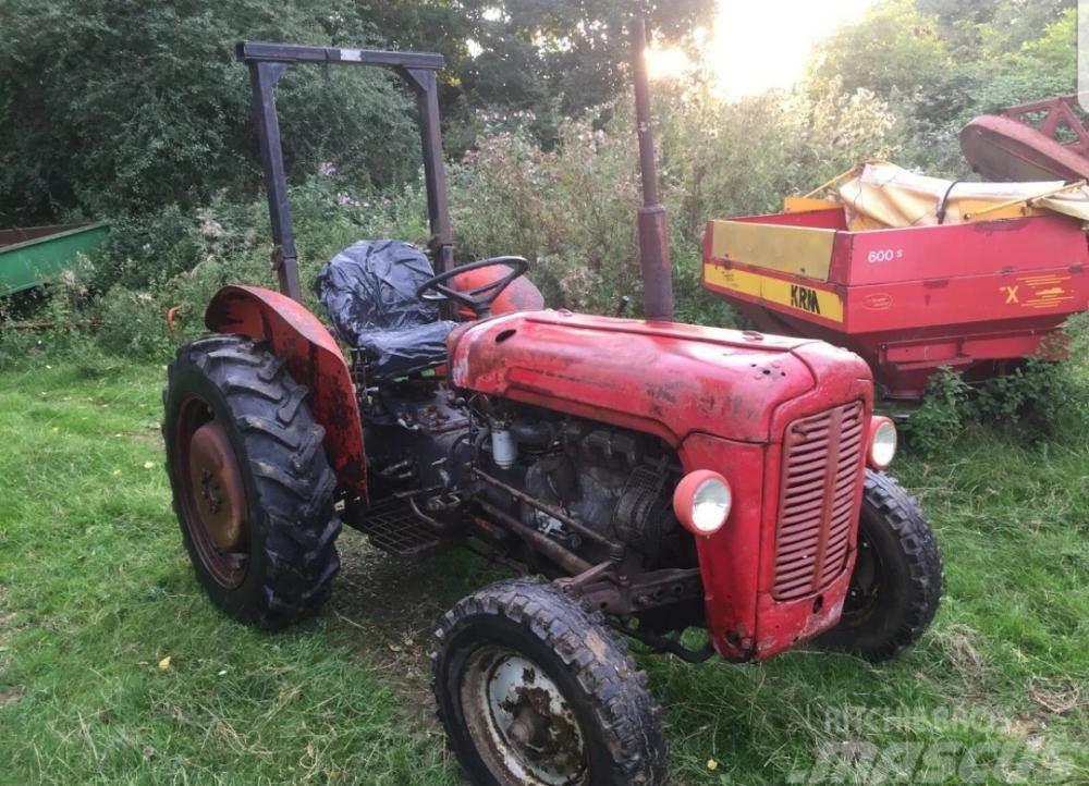 Massey Ferguson 35 tractor £3750 Tractoare