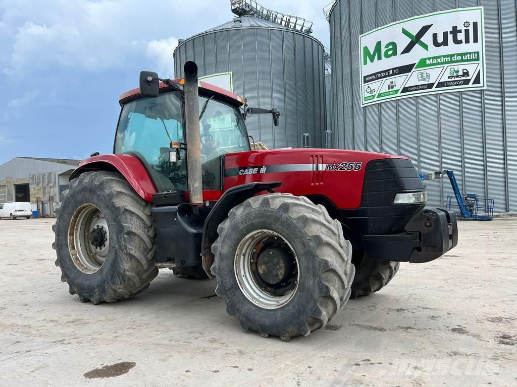 Case IH IH MX255 Tractor Tractoare