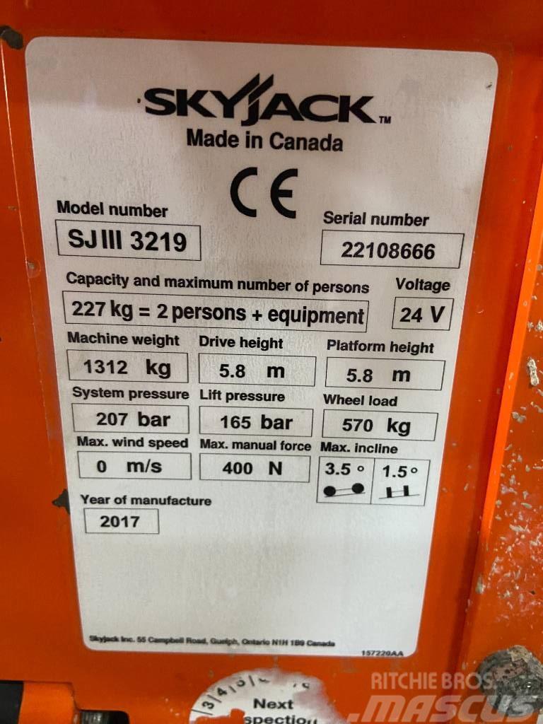 SkyJack SJ 3219 schaarhoogwerker 7,8m hoogwerker Platforme foarfeca