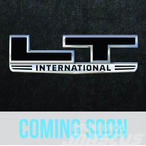 International LT 6X4 Autotractoare