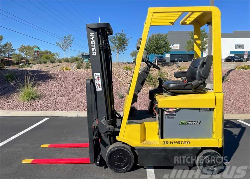 Hyster E30XM Stivuitor electric