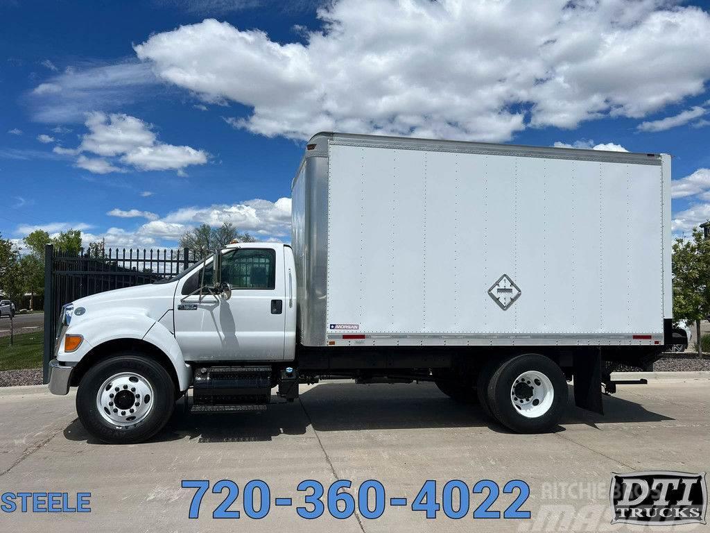 Ford F-750 XL Super Duty 16' Box Truck With A Lift Gate Autocamioane