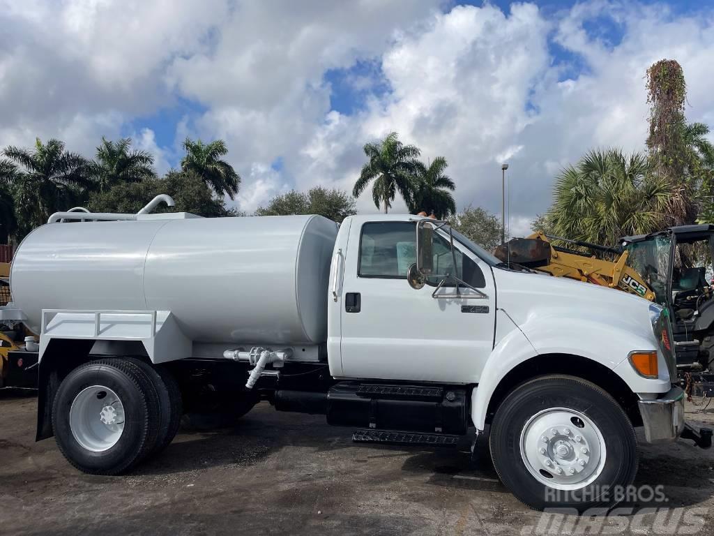 Ford F 750 SD Cisterne