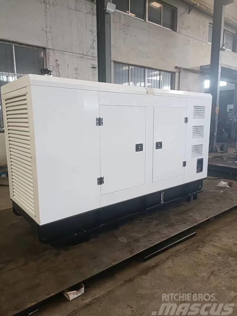 Cummins 6BTAA5.9-G12 silent generator set Generatoare Diesel