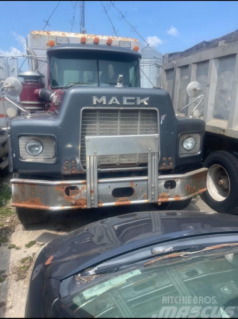 MAC Truck Autobasculanta