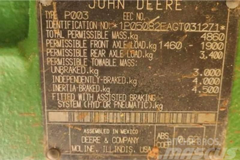 John Deere 5082E Tractoare