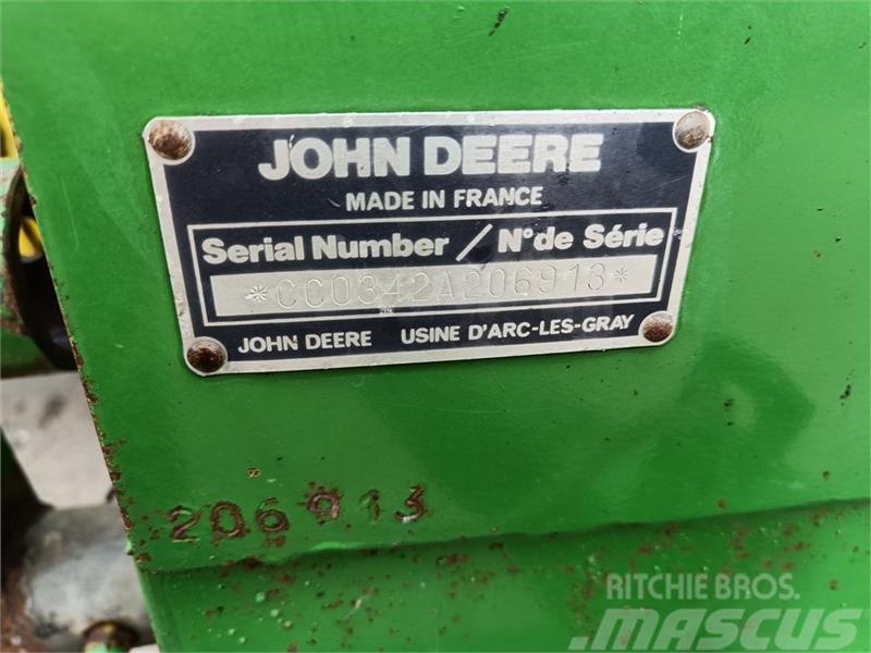 John Deere 342 A småballepresser Alte masini agricole