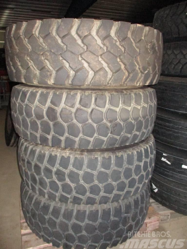  Michelin/Continental M+S 395/85R20 Anvelope, roti si jante