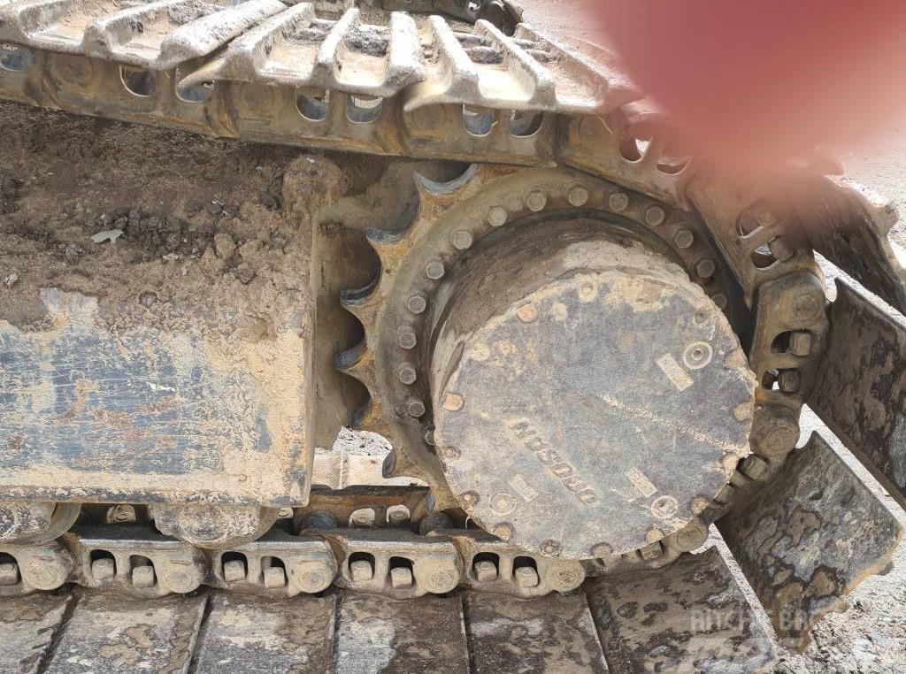 Doosan DX 255 LC-3 Excavatoare pe senile
