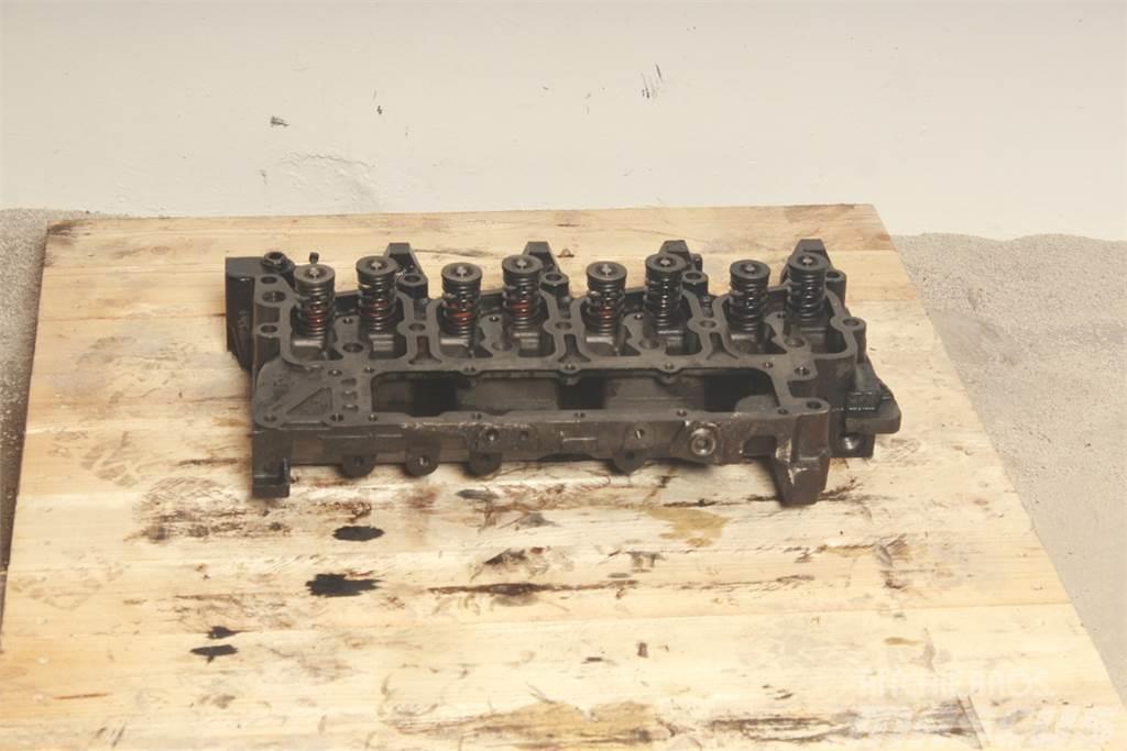 New Holland LM445A Cylinder head Motoare